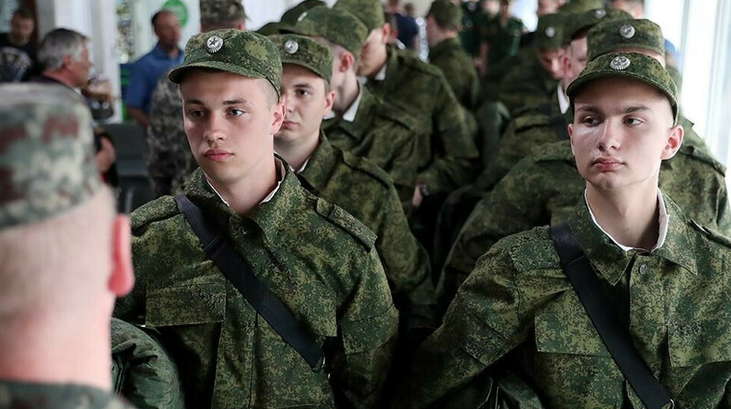 В России призыв в армию могут сделать круглогодичным