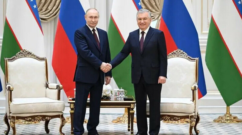 Путин обсудил с Мирзиёевым итоги переговоров с посланником США