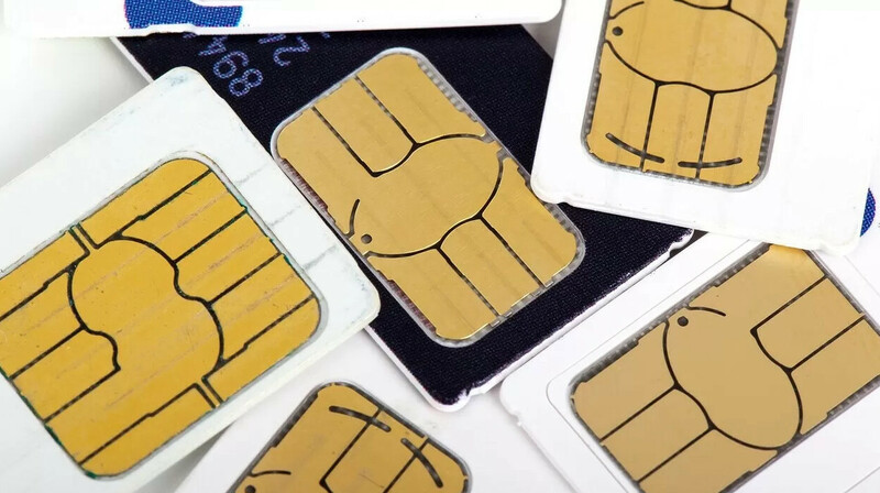 Россиянина c сотнями сим-карт задержали в Алматы