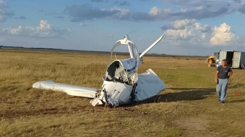 Падение легкомоторного самолета в Акмолинской области попало на видео