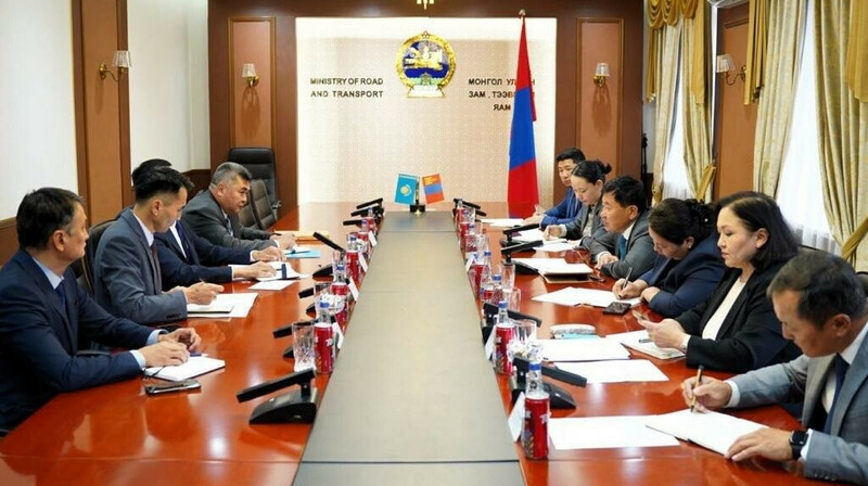 Казахстан и Монголия будут сотрудничать в сфере транспорта