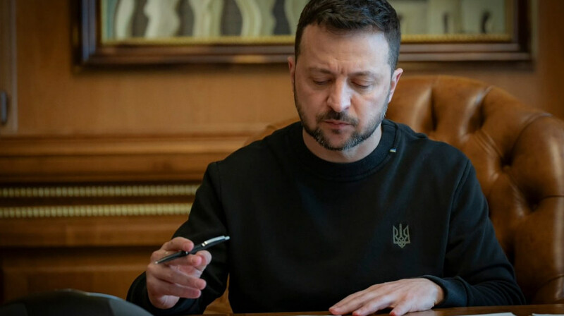 Зеленский подписал закон с официальным определением "рашизма"