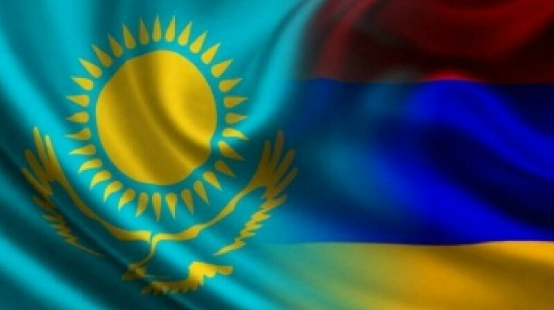 Казахстанцы смогут въезжать в Армению без паспорта