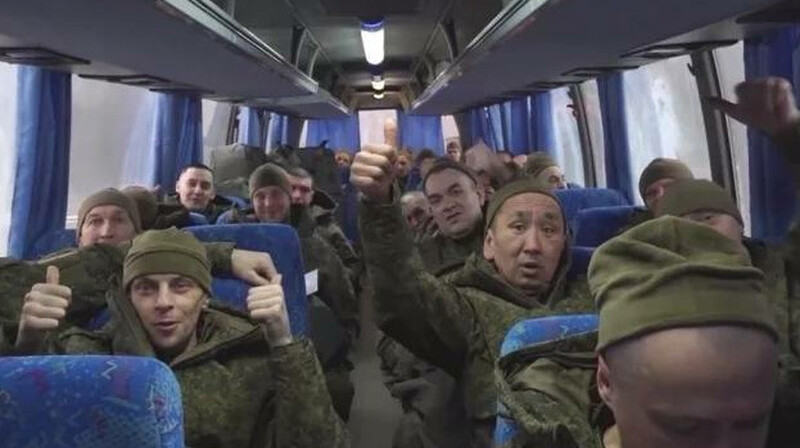 Путин опасается массового возвращения военных из Украины — Reuters