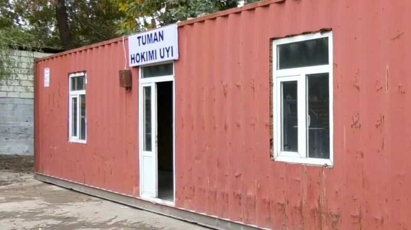 Чиновников переселяют в контейнеры в Узбекистане