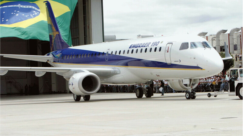 В Казахстане откроют сервисный центр для самолетов Embraer
