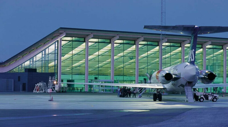 Аэропорт в Дании приостановил рейсы из‑за неопознанных дронов