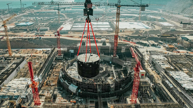 Казахстанцы штурмуют конкурс названия АЭС: почти 10 тысяч идей за сутки