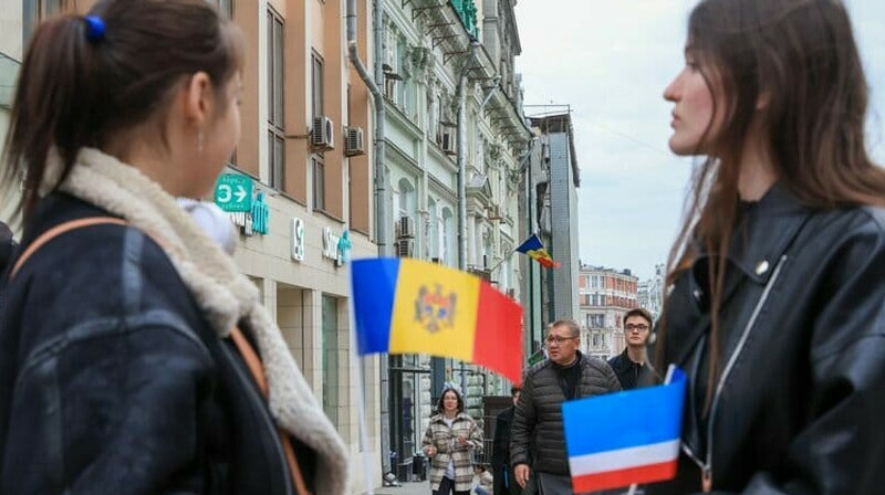 Молдова выбрала Европу: что сказали Кремль и Киев