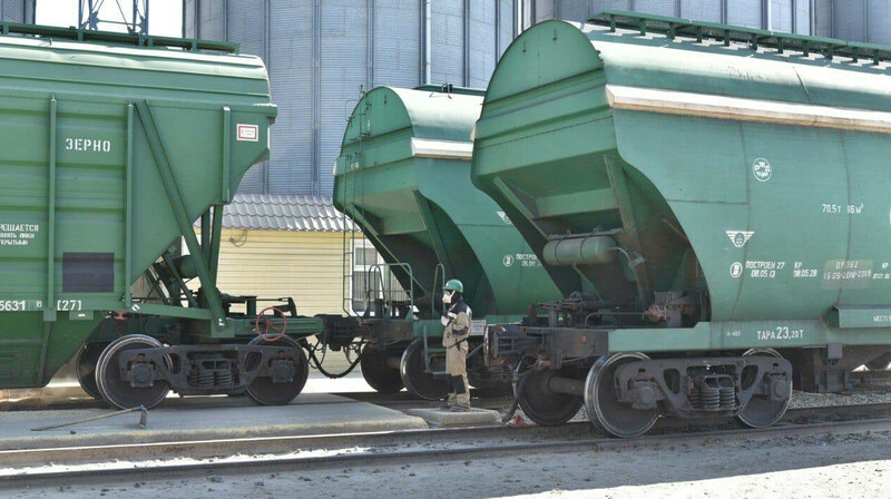 Казахстан рекордно увеличил поставки зерна в Центральную Азию