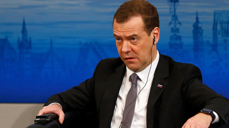 «Чтобы обгадились от страха» — Медведев о дронах над Европой