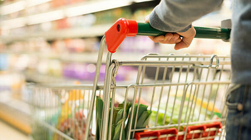 Социально значимые продукты подешевели в Казахстане
