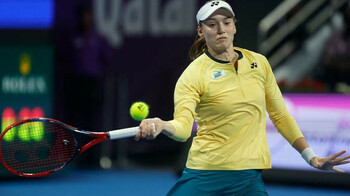 Травма сорвала полуфинал Рыбакиной в Токио