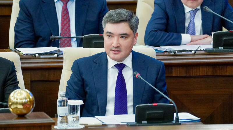 Провал инвестиций: Бектенов требует жёстких мер от акимов