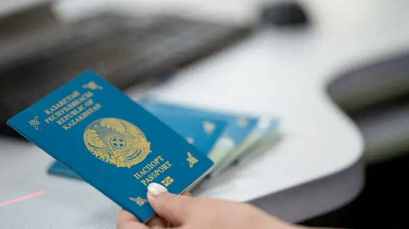 Названо число работающих заграницей казахстанцев