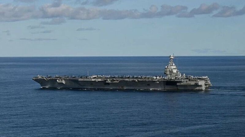 Трамп направил к Венесуэле 16 тысяч военных и авианосец