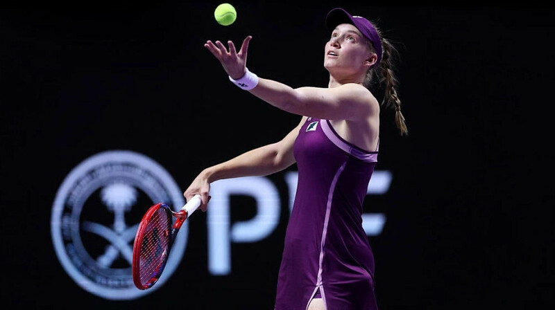 Рыбакина победила первую ракетку мира и получила рекордные $5,2 млн