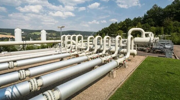 Берлин заставляет бывшую "дочку" "Газпрома" отказаться от российского газа