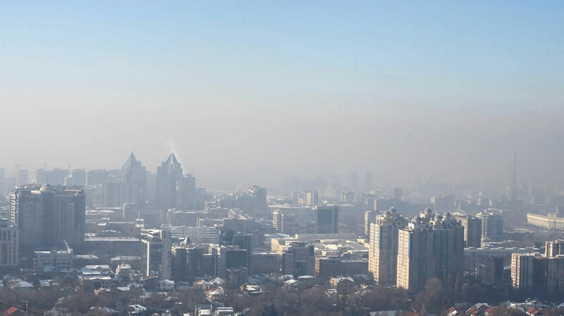 Загрязнение воздуха в Казахстане: семь городов сохраняют критический уровень с 2021 года