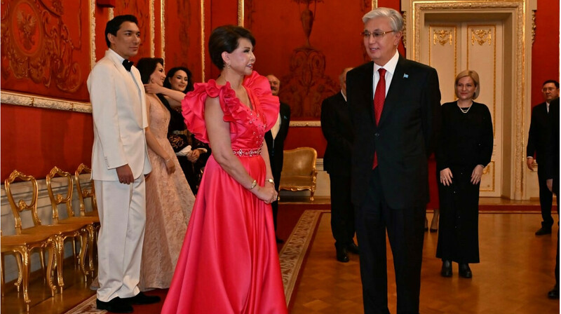 Токаев и Путин посетили Гала-концерт в Москве в рамках Дней культуры Казахстана