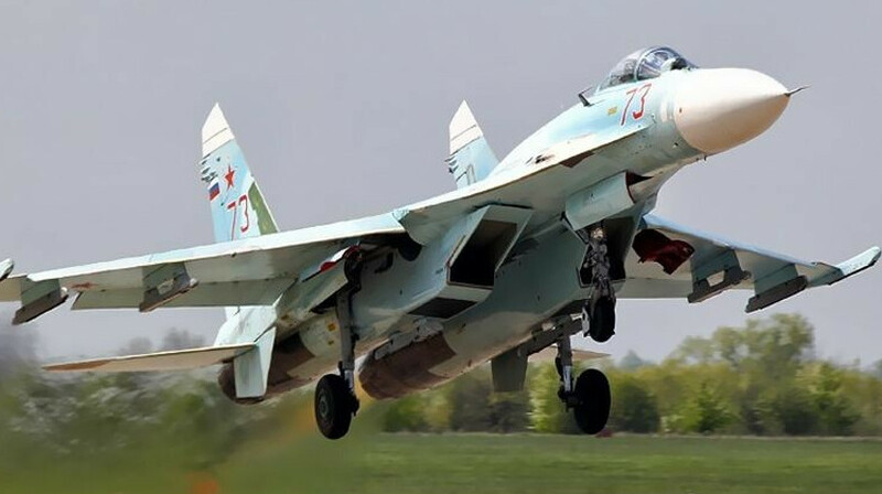 В Карелии разбился военный истребитель, погибли два пилота