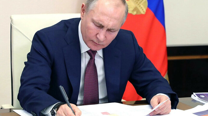 Путин подписал закон о наказании за диверсии с 14 лет