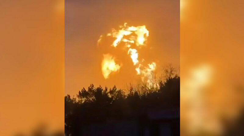 В Омской области загорелся магистральный газопровод — промпредприятия отключены от газа