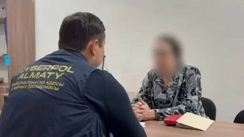 В Алматы полиция предотвратила кражу десятков миллионов у пожилой женщины