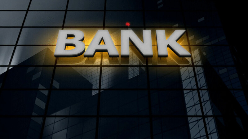 Мажилис одобрил новые правила для банков: единый QR-код и запрет на многократные кредиты