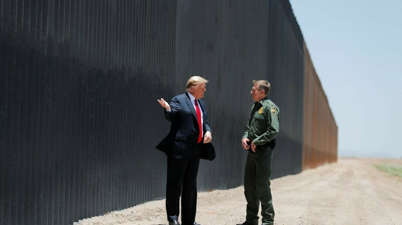 Трамп пообещал депортации после стрельбы у Белого дома