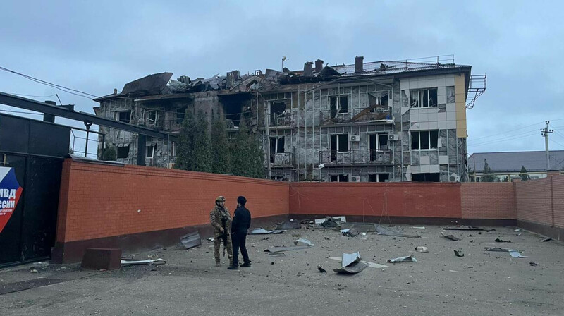 Украинские дроны атаковали здания ФСБ и полиции в Чечне