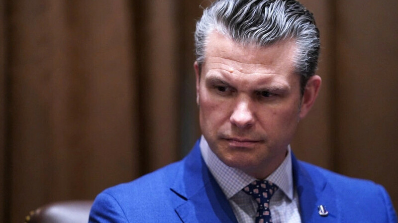 Конгресс США начал расследование против главы Пентагона из-за гибели людей в Карибском море