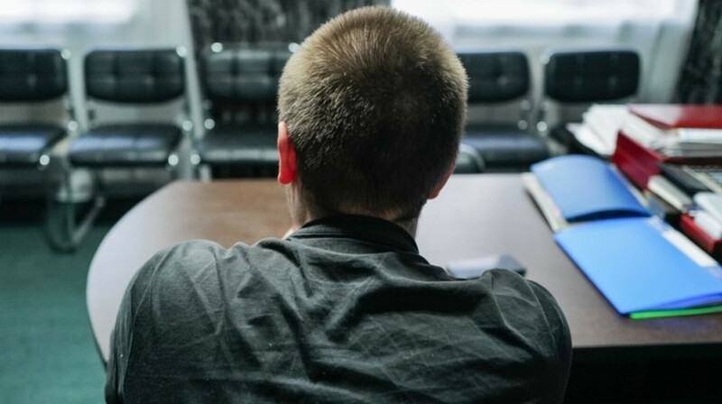 Суд Казахстана выдворяет 16-летнего россиянина, сбежавшего из-за антивоенных взглядов