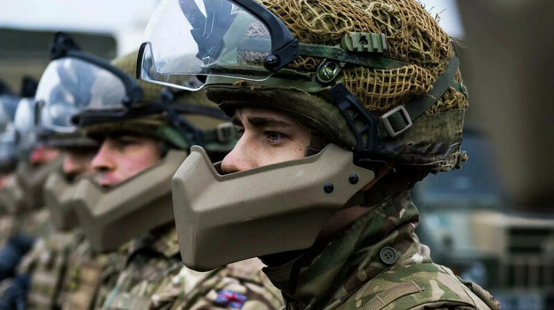 Британия запускает годовую военную программу для выпускников школ