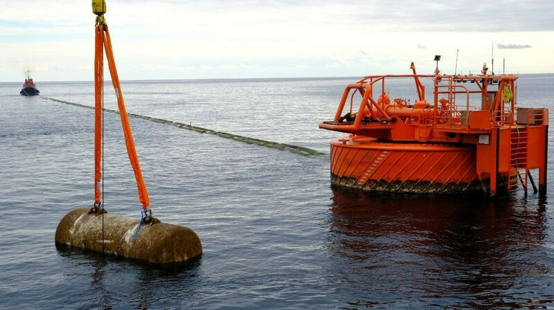 Переполненные резервуары КТК вынуждают крупнейших производителей сокращать добычу нефти