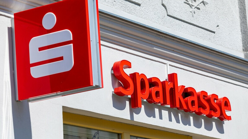 Рождественское ограбление века: преступники вынесли десятки миллионов из банка в Германии