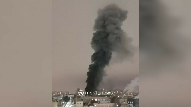 В Москве потушили пожар на заводе авиадвигателей "Салют"