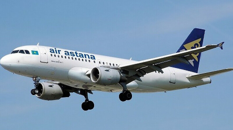 Пассажиры Air Astana ночуют в аэропорту Пекина после экстренной посадки