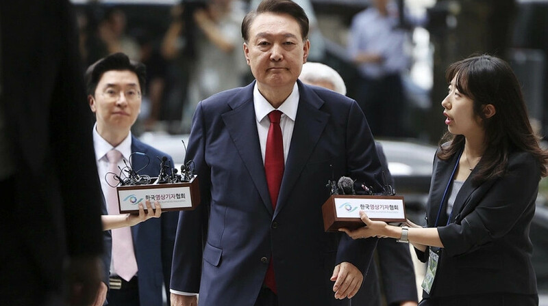 Прокуратура Южной Кореи потребовала казнить экс-президента Юн Сок Ёля