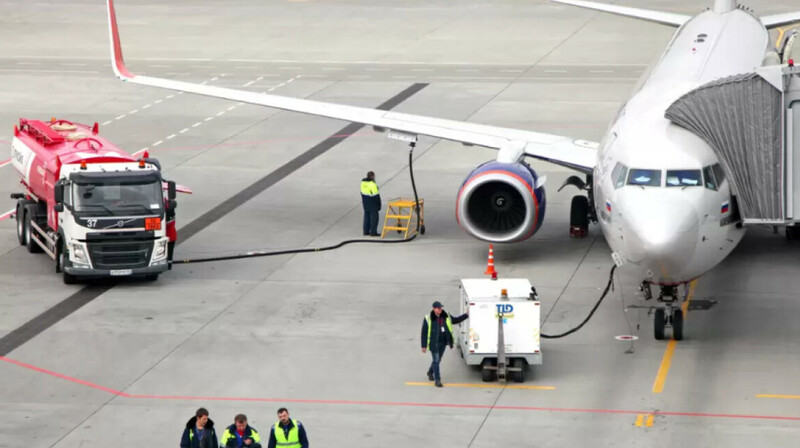 Казахстан снизил цены на авиатопливо на 20% для привлечения международных авиакомпаний