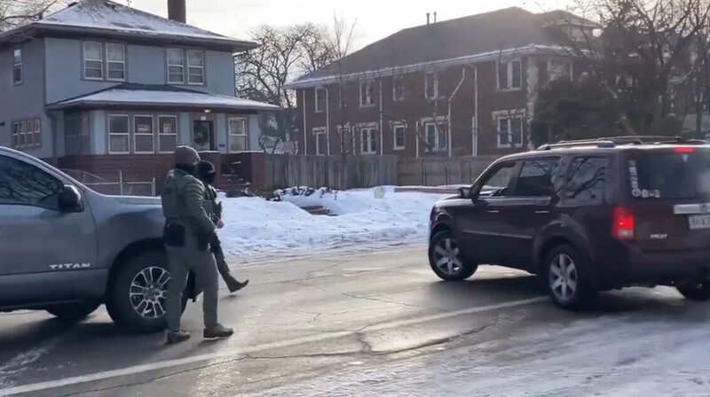 Губернатора Миннесоты и мэра Миннеаполиса подозревают в противодействии иммиграционной службе