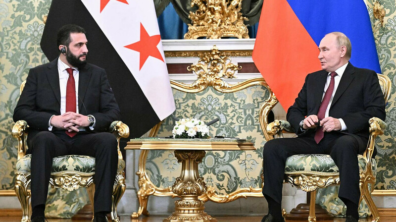 Путин провел переговоры с президентом Сирии Ахмедом Шараа в Кремле