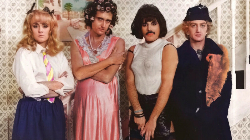 Московский суд оштрафовал жителя столицы за фото Queen в женской одежде