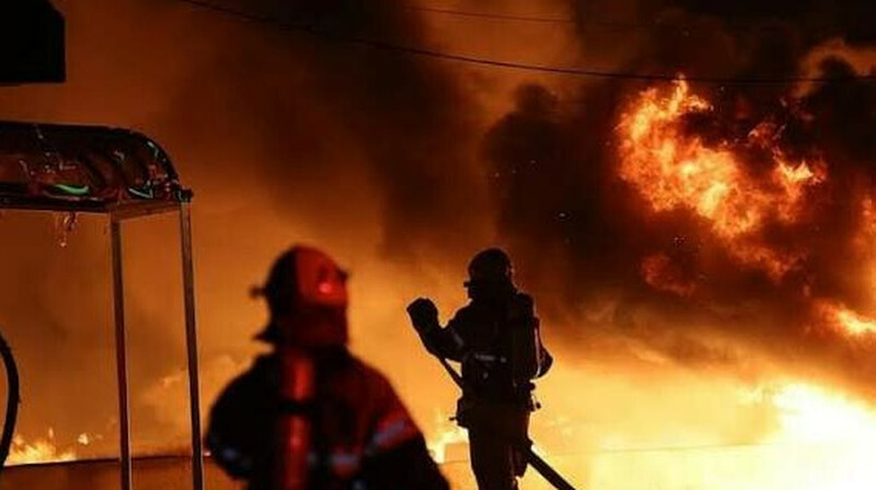 Пожар на заводе в Южной Корее: пропал казахстанец