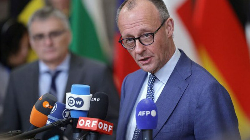 Мерц поехал на Ближний Восток искать замену американскому газу