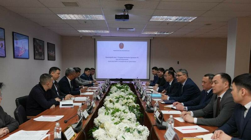 Казахстан создает независимый центр расследования транспортных катастроф