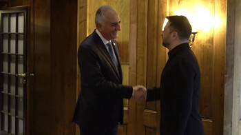 Зеленский встретился с наследником иранской династии Пехлеви в Мюнхене