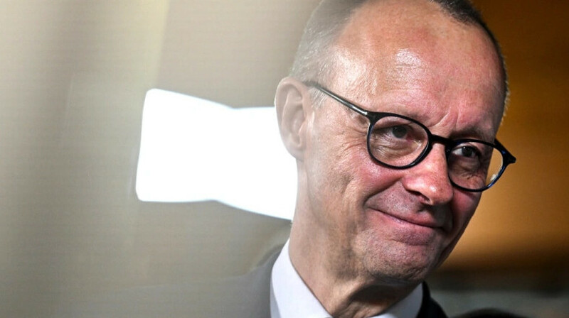 Мерц отверг призывы Макрона к переговорам с Россией