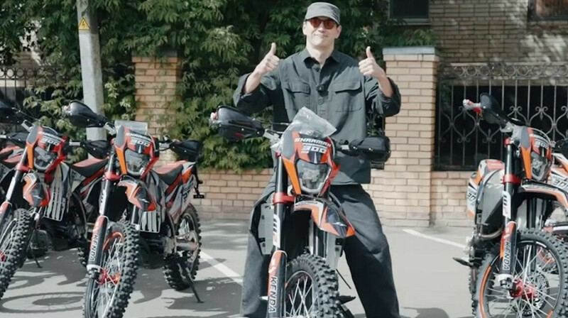 КНБ Казахстана проверяет Нурлана Сабурова за передачу мотоциклов вагнеровцам