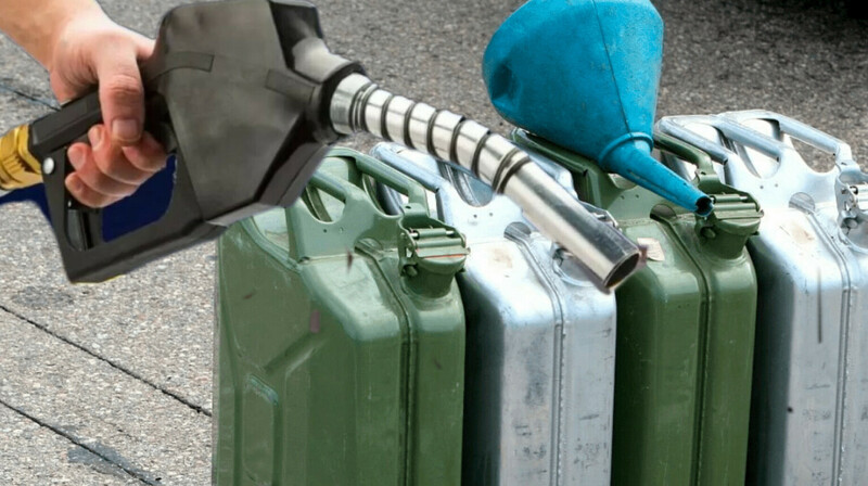 Кыргызстан отправил на штрафстоянку десятки авто с дешевым казахстанским бензином